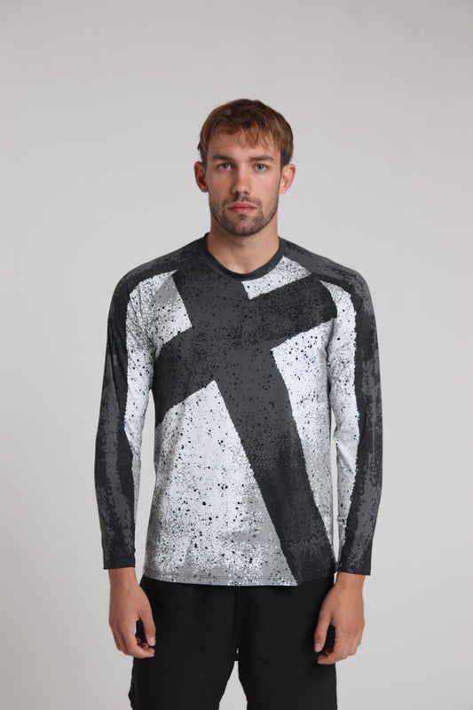 White and Black Long sleeve t-shirt